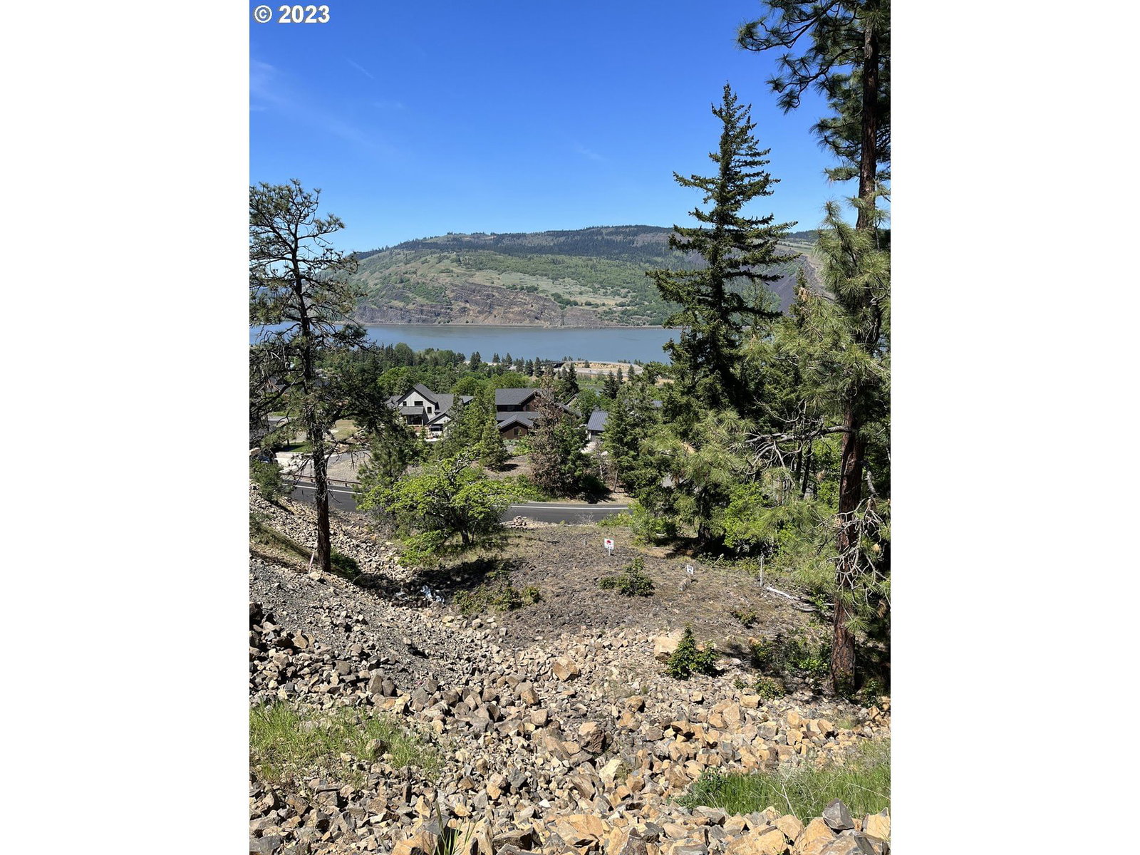 Listing photo 1 of 1