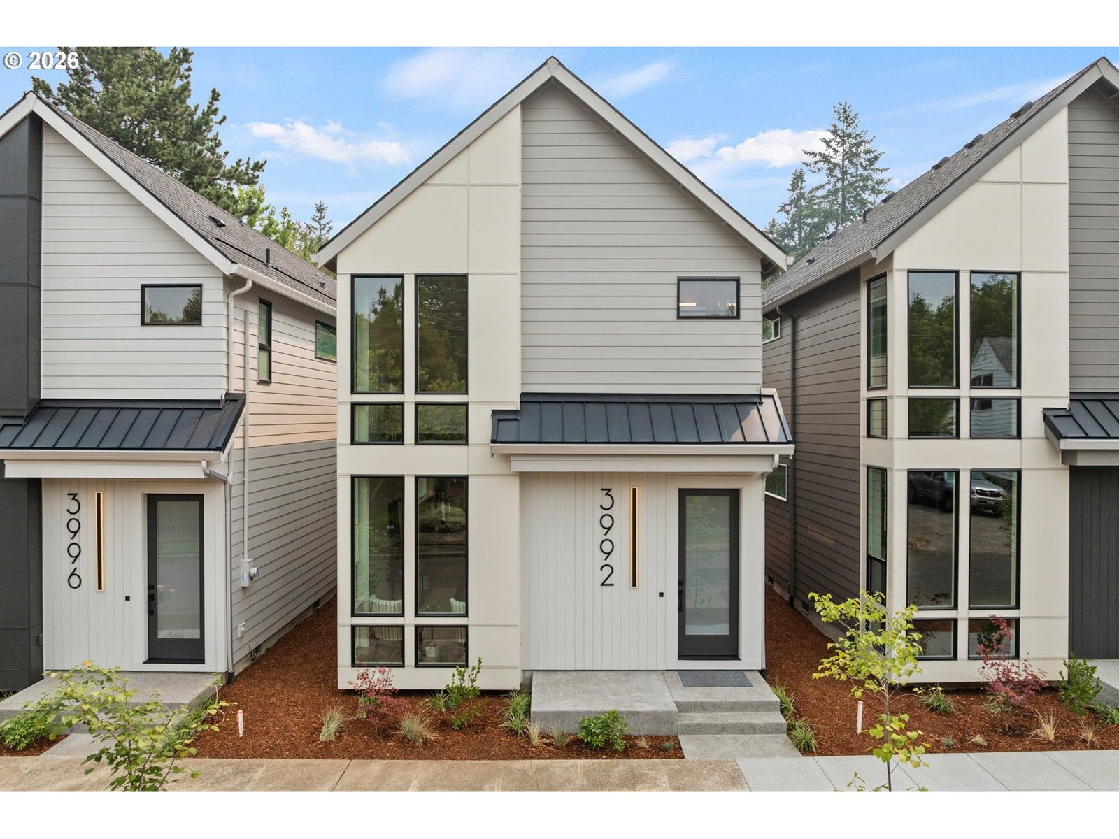 3992 NE 35TH AVE