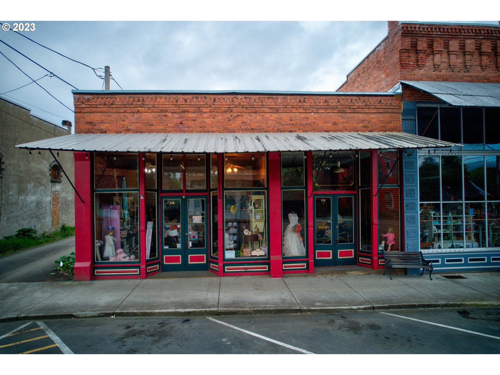 Primary listing photo, 116 SE LOCUST ST, Oakland, OR, 97462