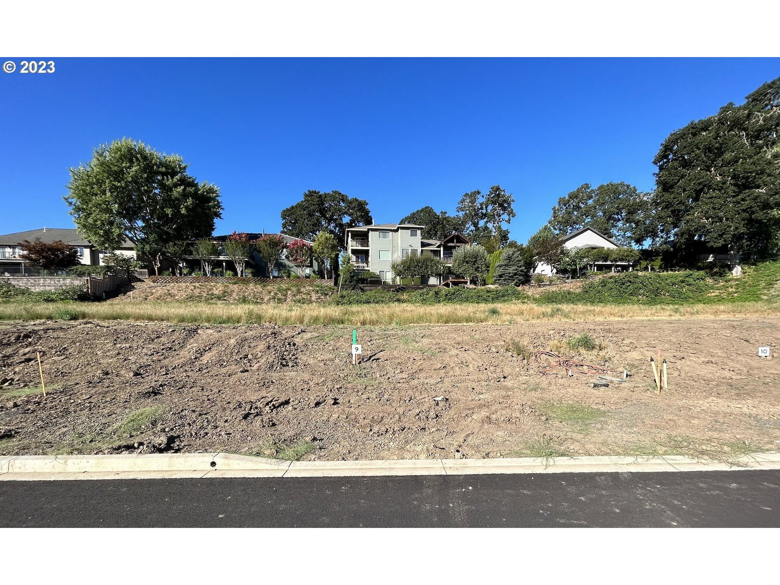 Listing photo 1 of 1