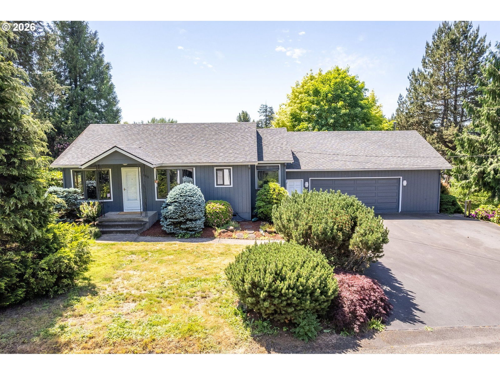 Listing photo 1 of 6