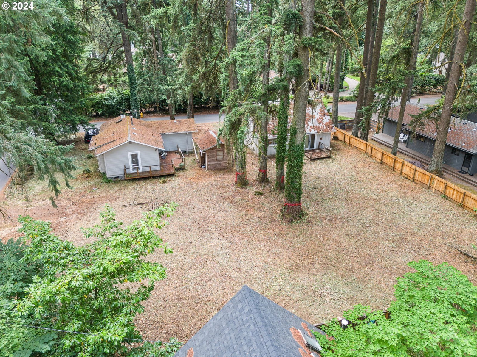 Primary listing photo, 16061 WALUGA DR, Lake Oswego, OR, 97035