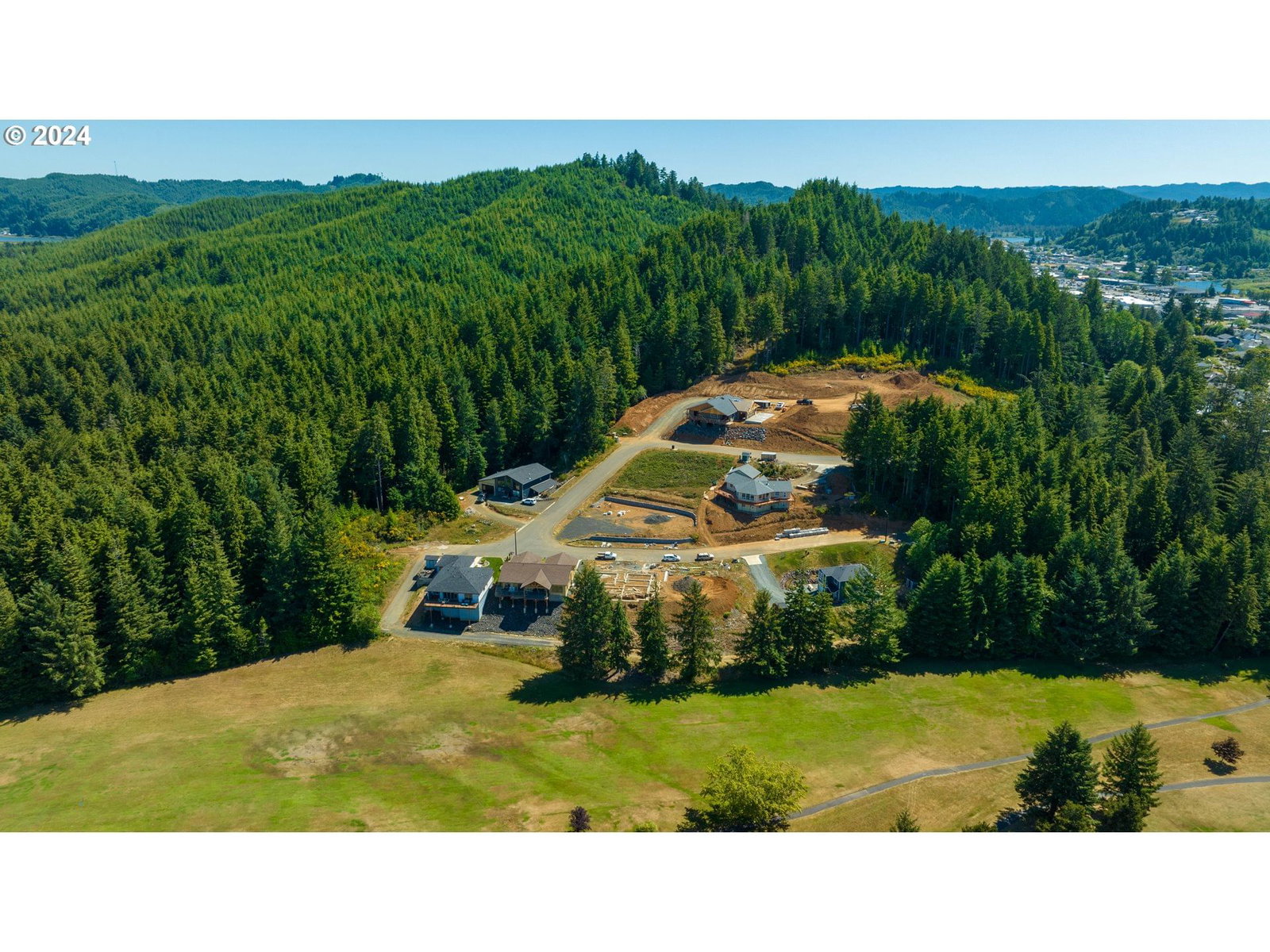 Primary listing photo, 856 MASTERS CT, Reedsport, OR, 97467