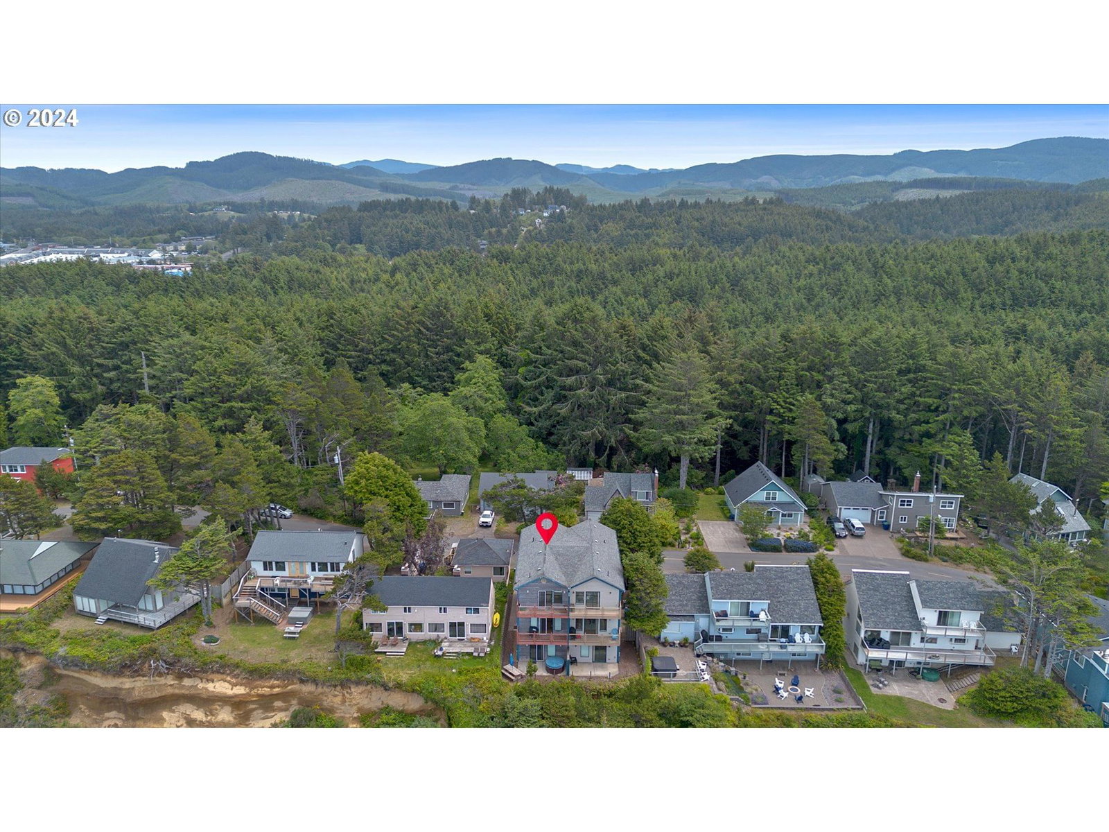 Primary listing photo, 1933 SW COAST AVE, Lincoln City, OR, 97367