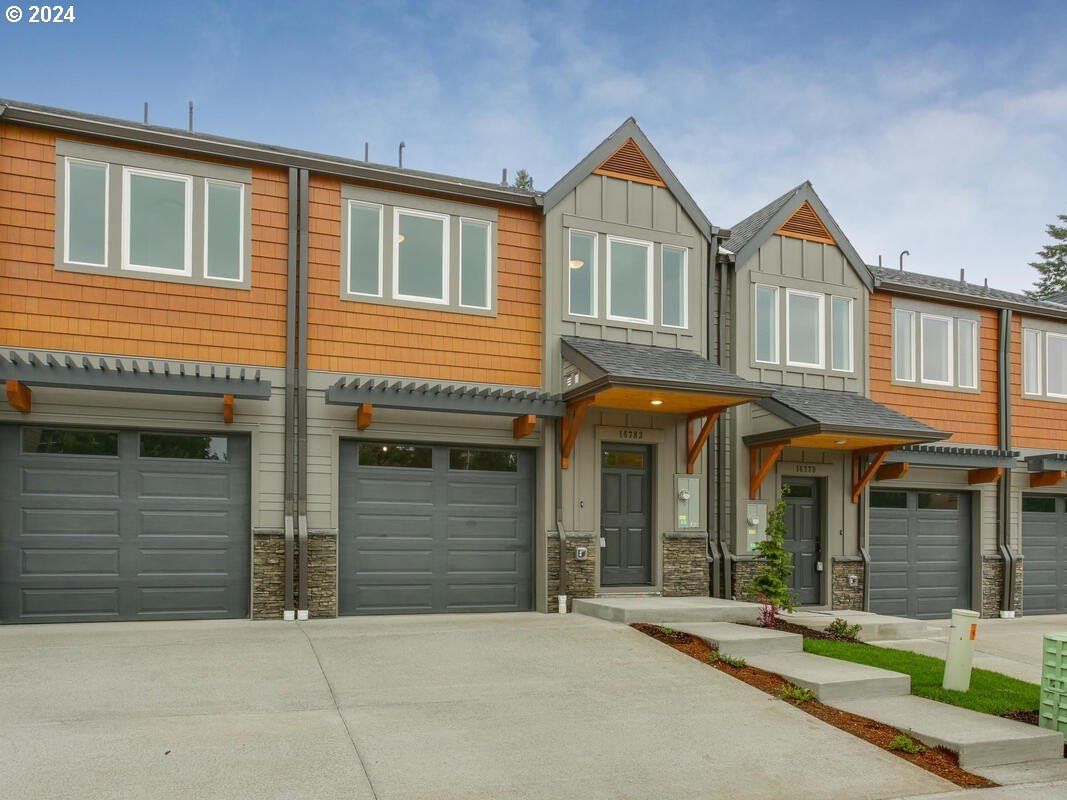 Primary listing photo, 16809 CHULA VISTA AVE, Sandy, OR, 97055