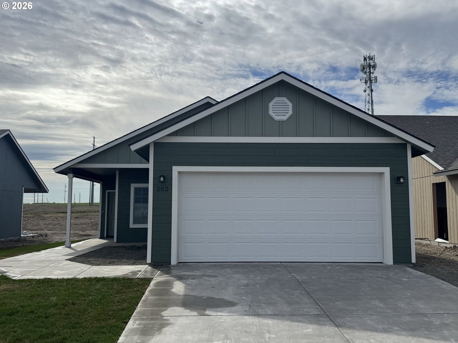 Primary listing photo, 202 MICHELLE AVE, Umatilla, OR, 97882