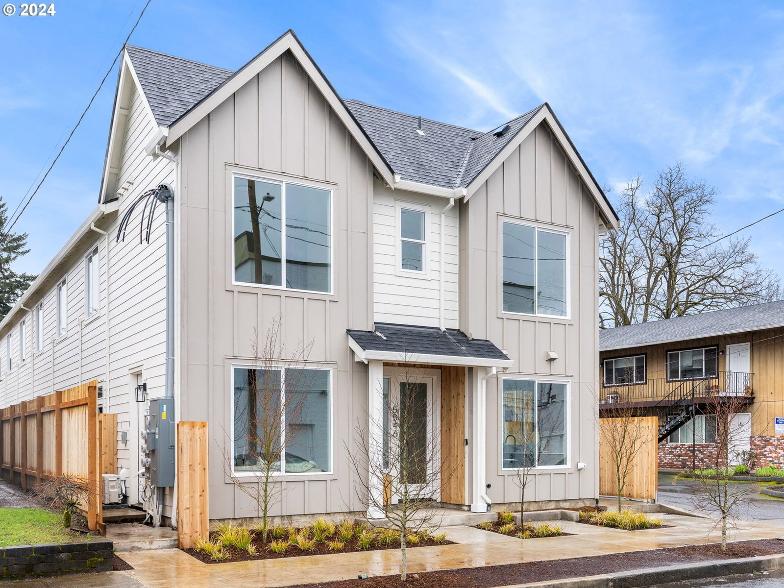 Primary listing photo, 5542 SE Center ST #2, Portland, OR, 97206