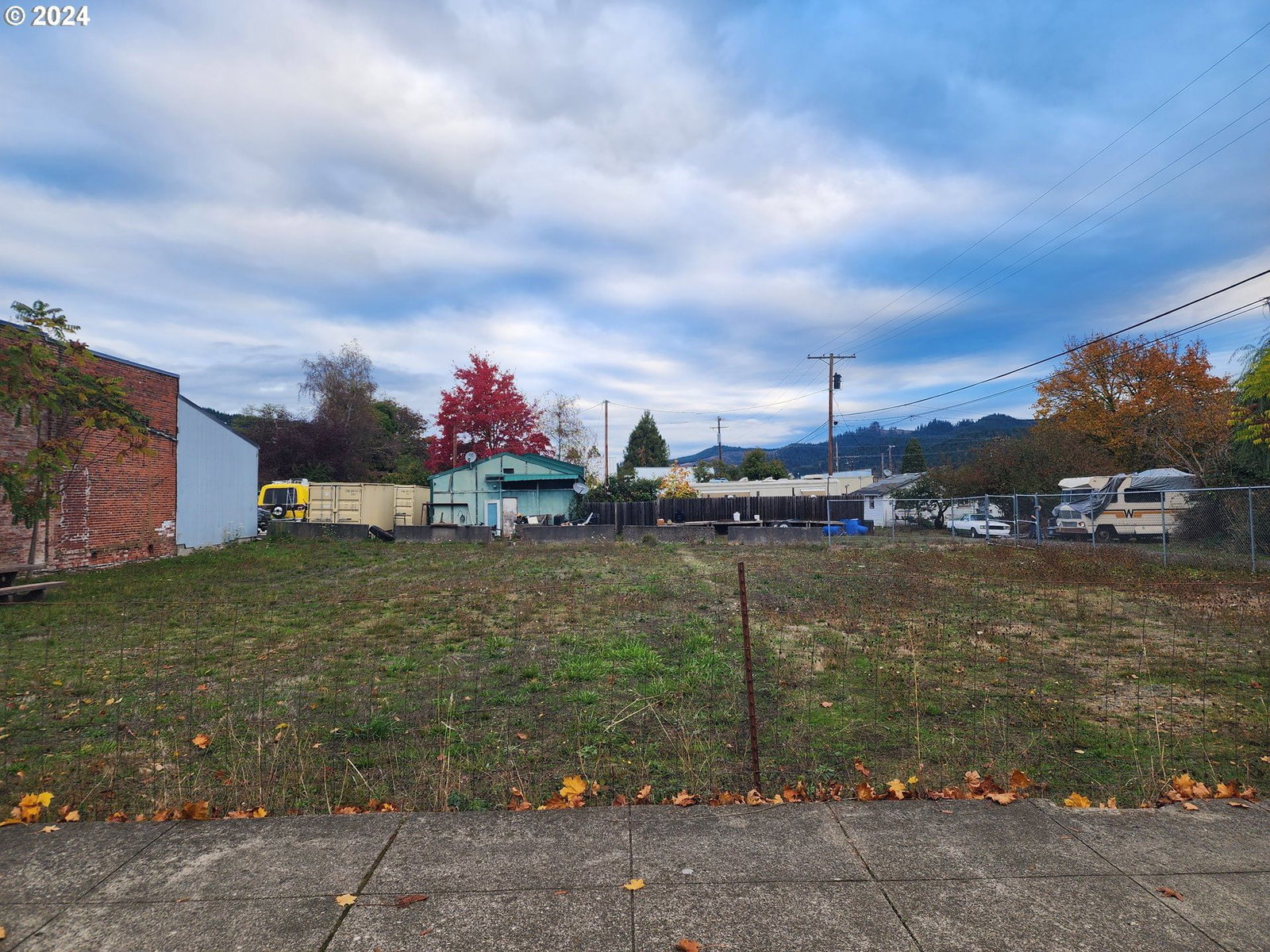 Listing photo 1 of 1