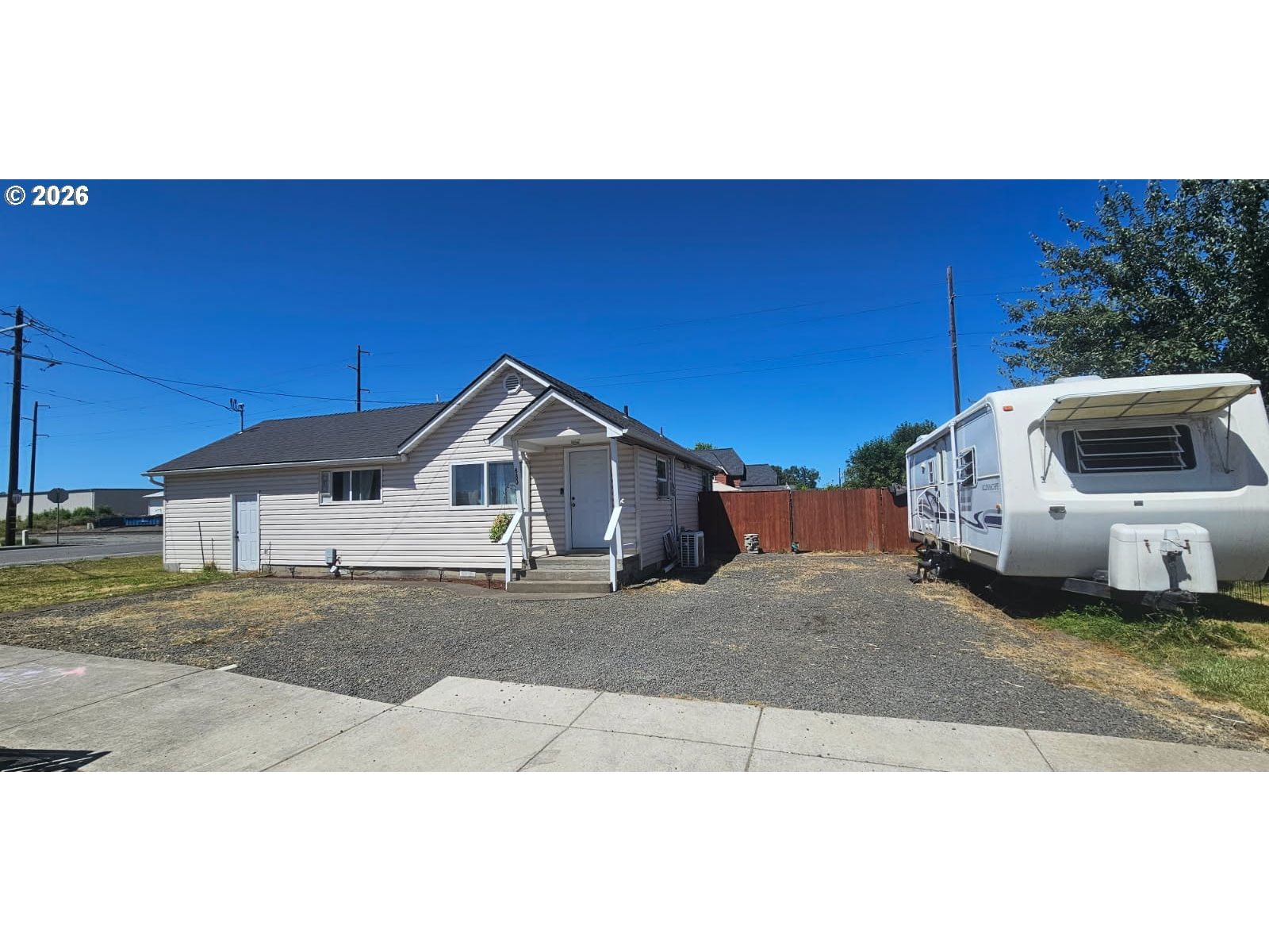 Listing photo 1 of 6