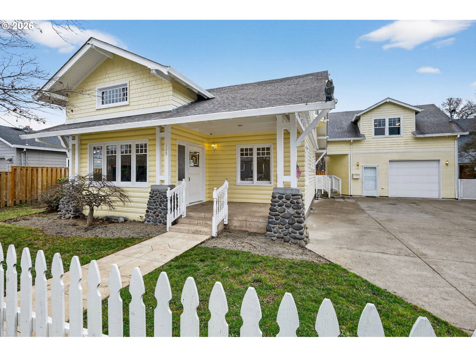 Primary listing photo, 325 E ARLINGTON ST, Gladstone, OR, 97027