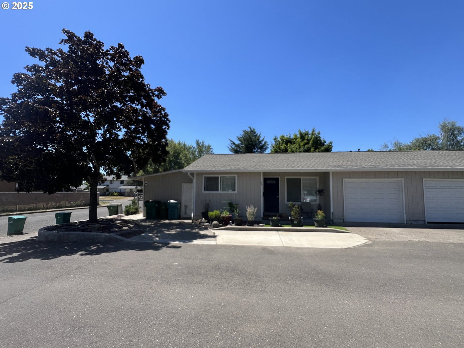 Primary listing photo, 504 E 9TH 14 ST, Newberg, OR, 97132