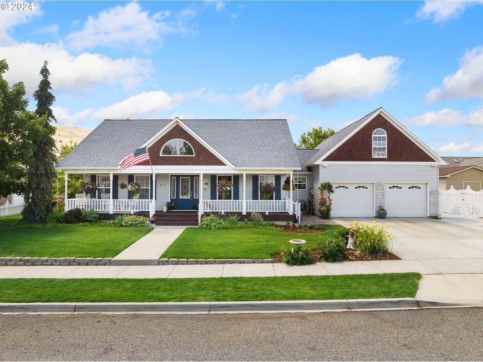 Primary listing photo, 915 PETRY LN, Baker City, OR, 97814