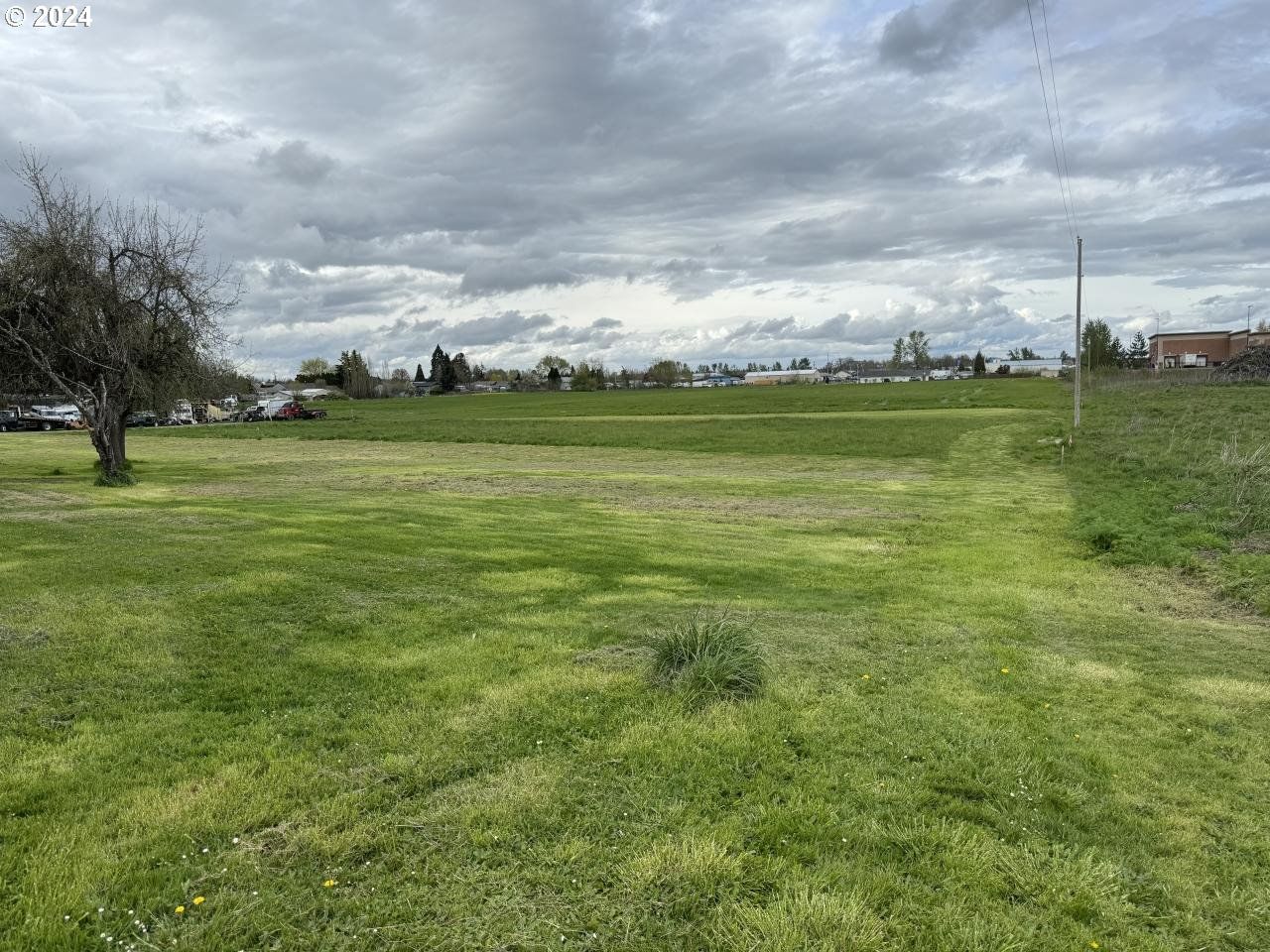 Primary listing photo, 4055 SE SPICER DR, Albany, OR, 97322