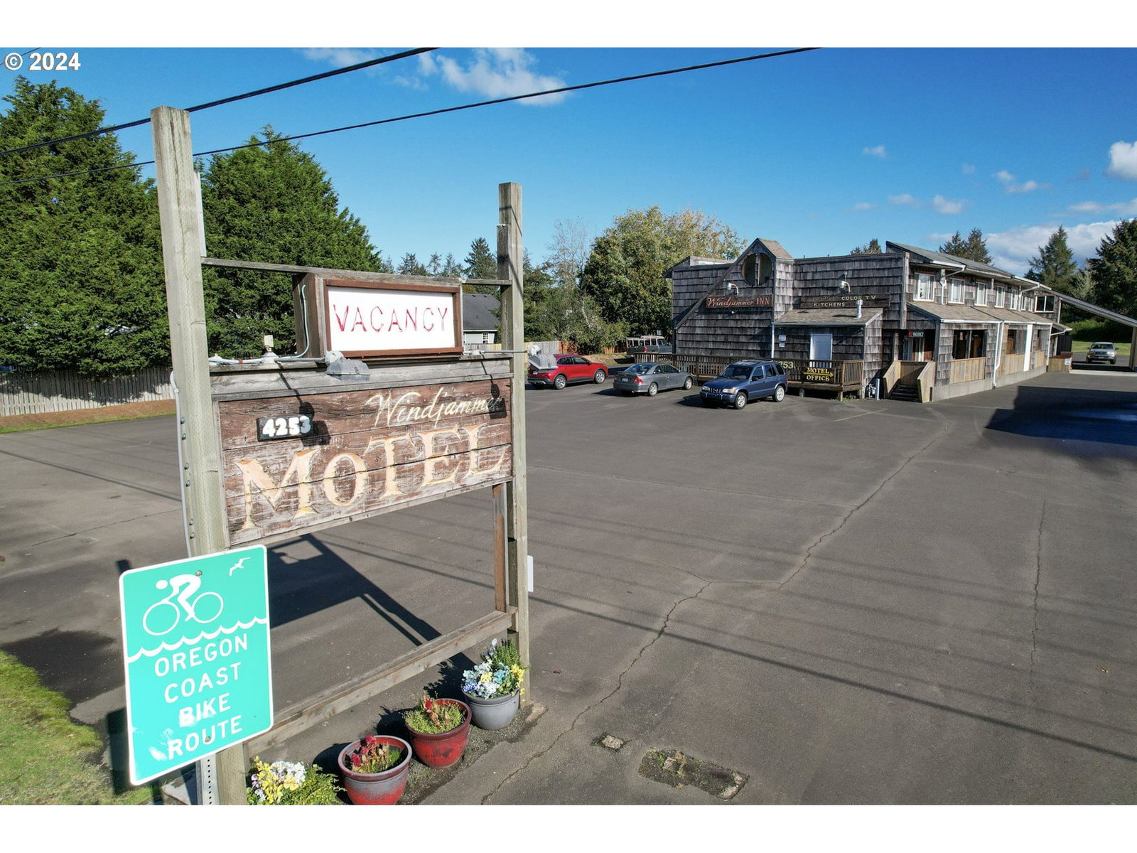 Primary listing photo, 4253 Hwy 101 N, Gearhart, OR, 97138