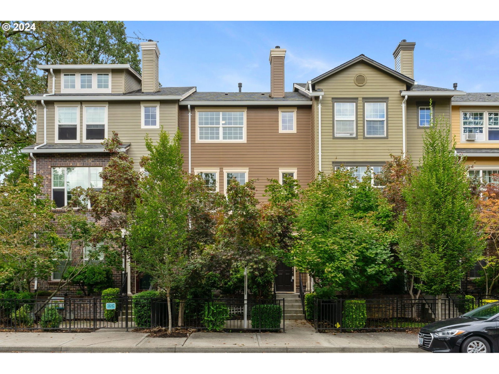 Primary listing photo, 6007 NE MAIDSTONE ST, Hillsboro, OR, 97124