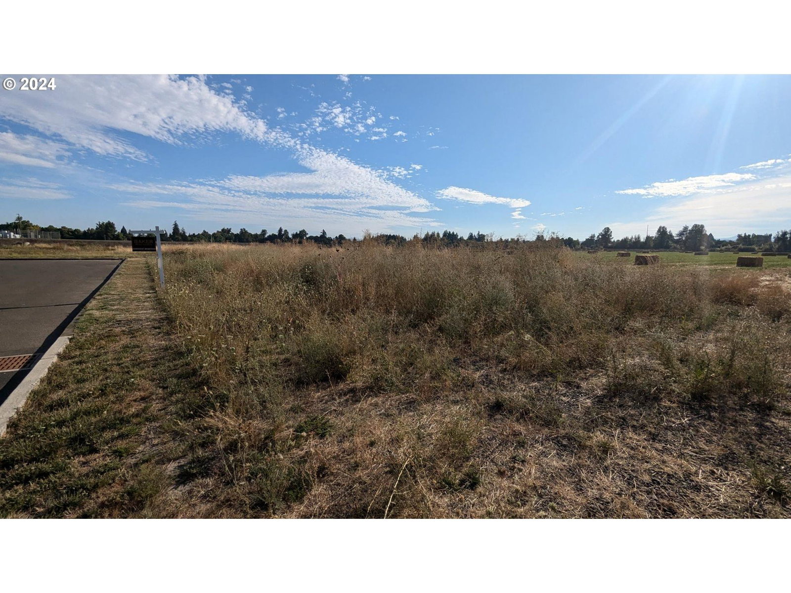 Primary listing photo, 585 Airport RD, Independence, OR, 97351