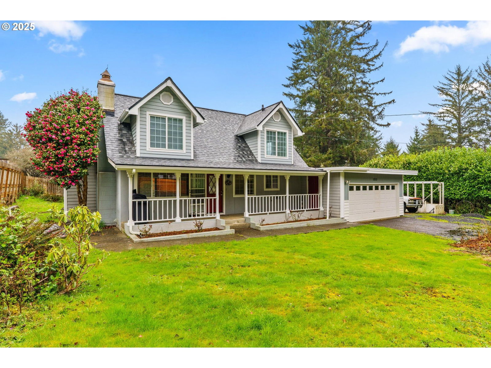 Primary listing photo, 5213 HILLTOP DR, Florence, OR, 97439