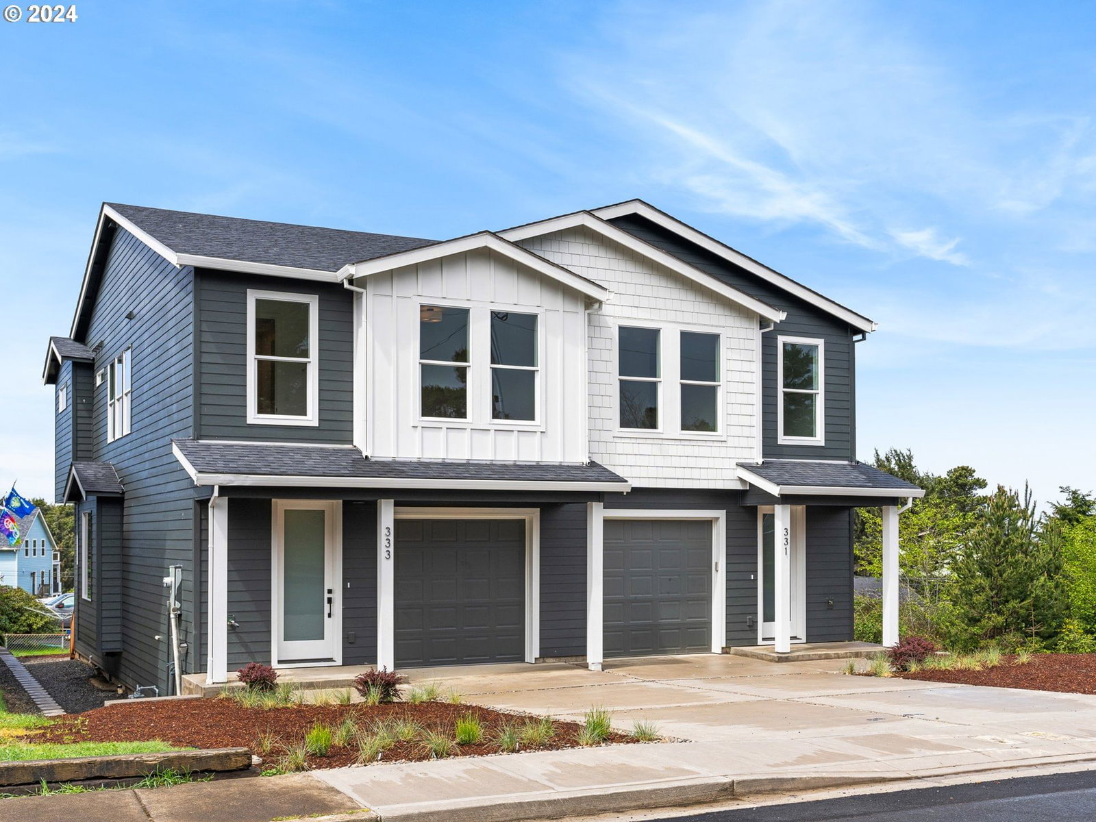 Primary listing photo, 331 SE JETTY AVE, Lincoln City, OR, 97367