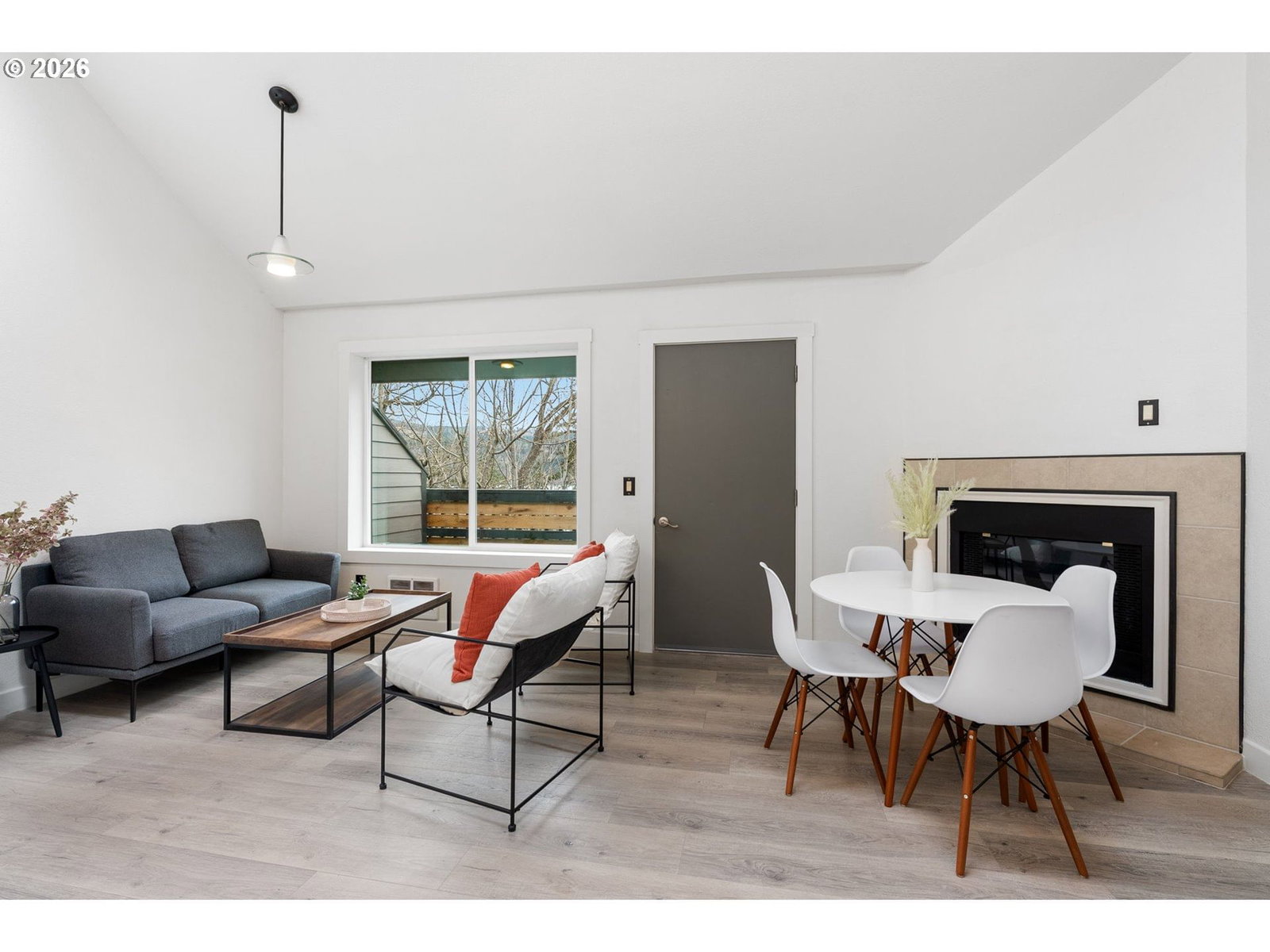 Listing photo 5 of 37, 301 N 15TH ST #201, Hood River, OR, 97031