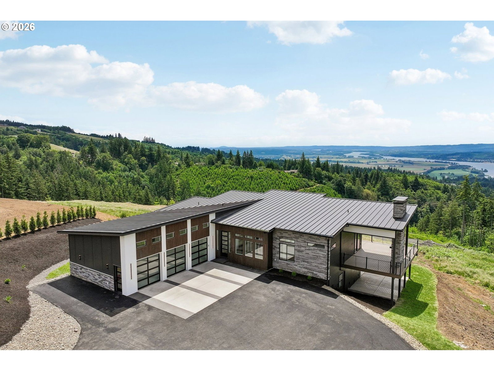 340 ANDERSON DR