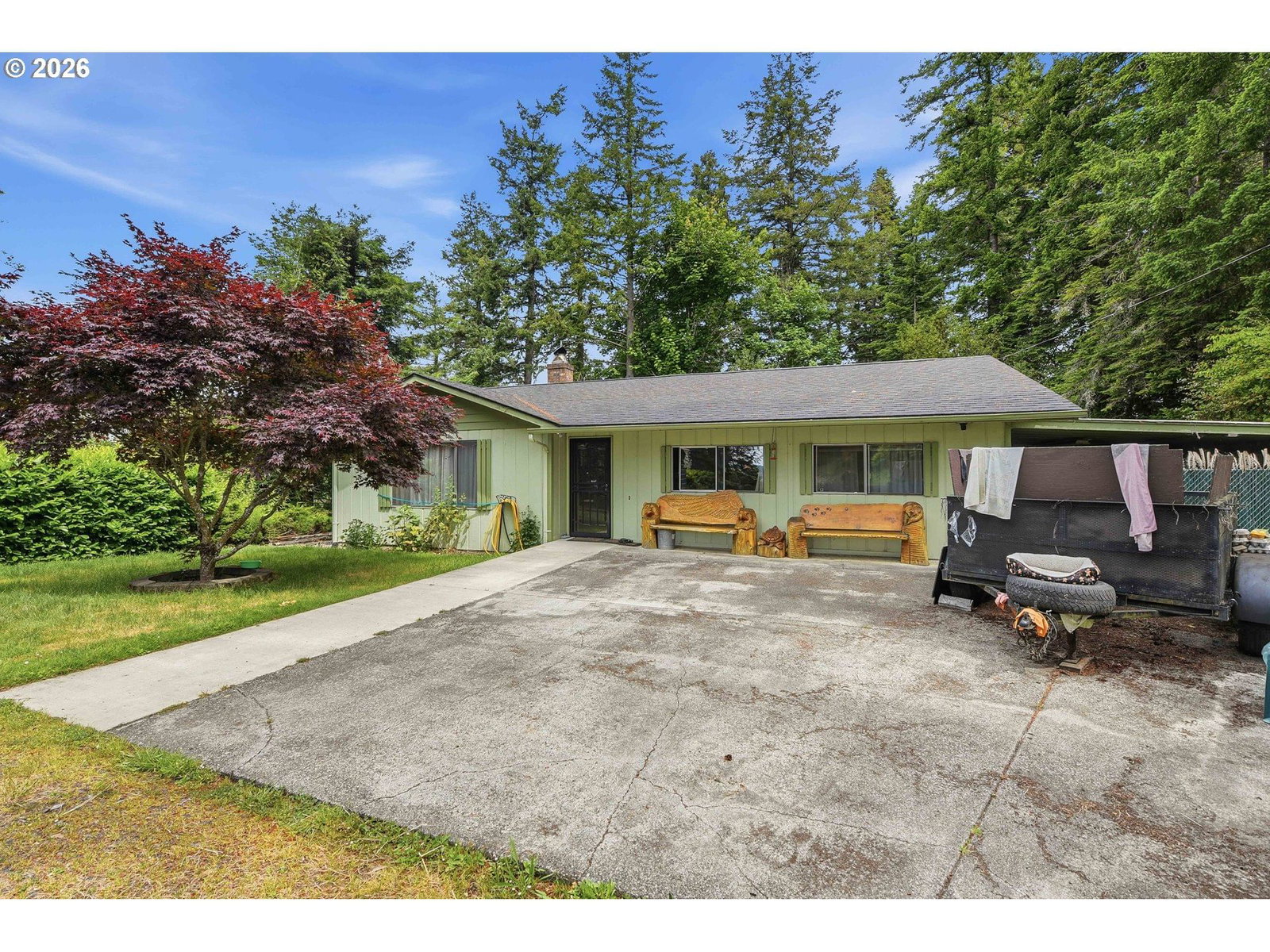 Listing photo 1 of 6
