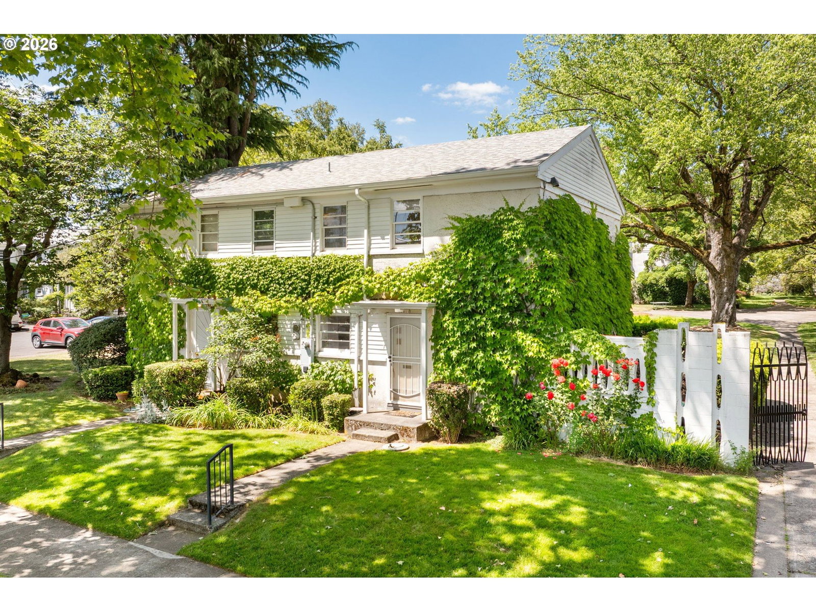 Primary listing photo, 6811 NE BROADWAY, Portland, OR, 97213