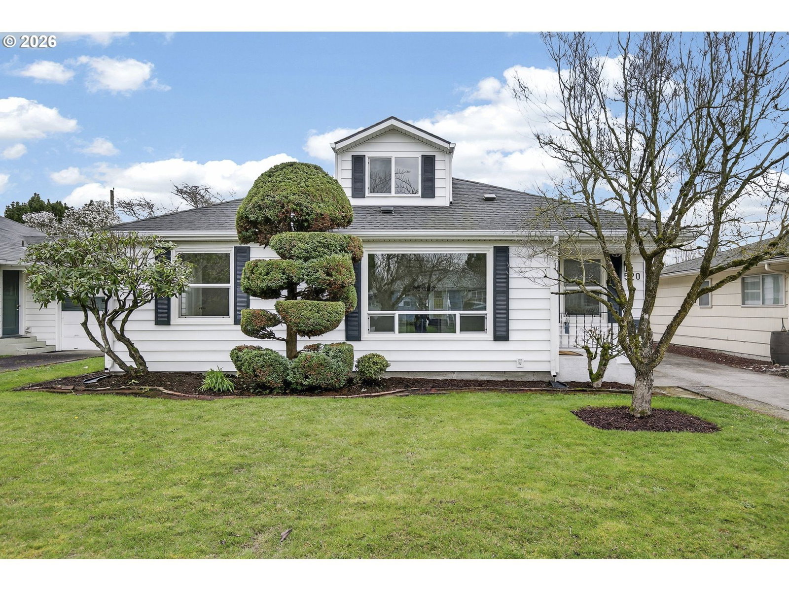 Primary listing photo, 520 24TH AVE, Longview, WA, 98632