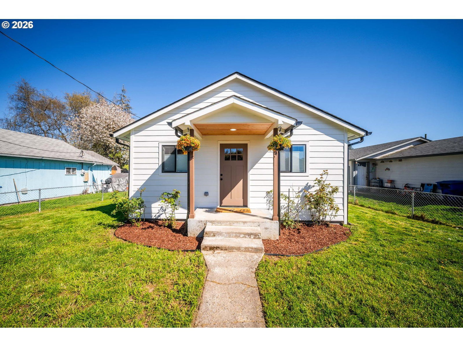 Primary listing photo, 804 S 7TH AVE, Kelso, WA, 98626