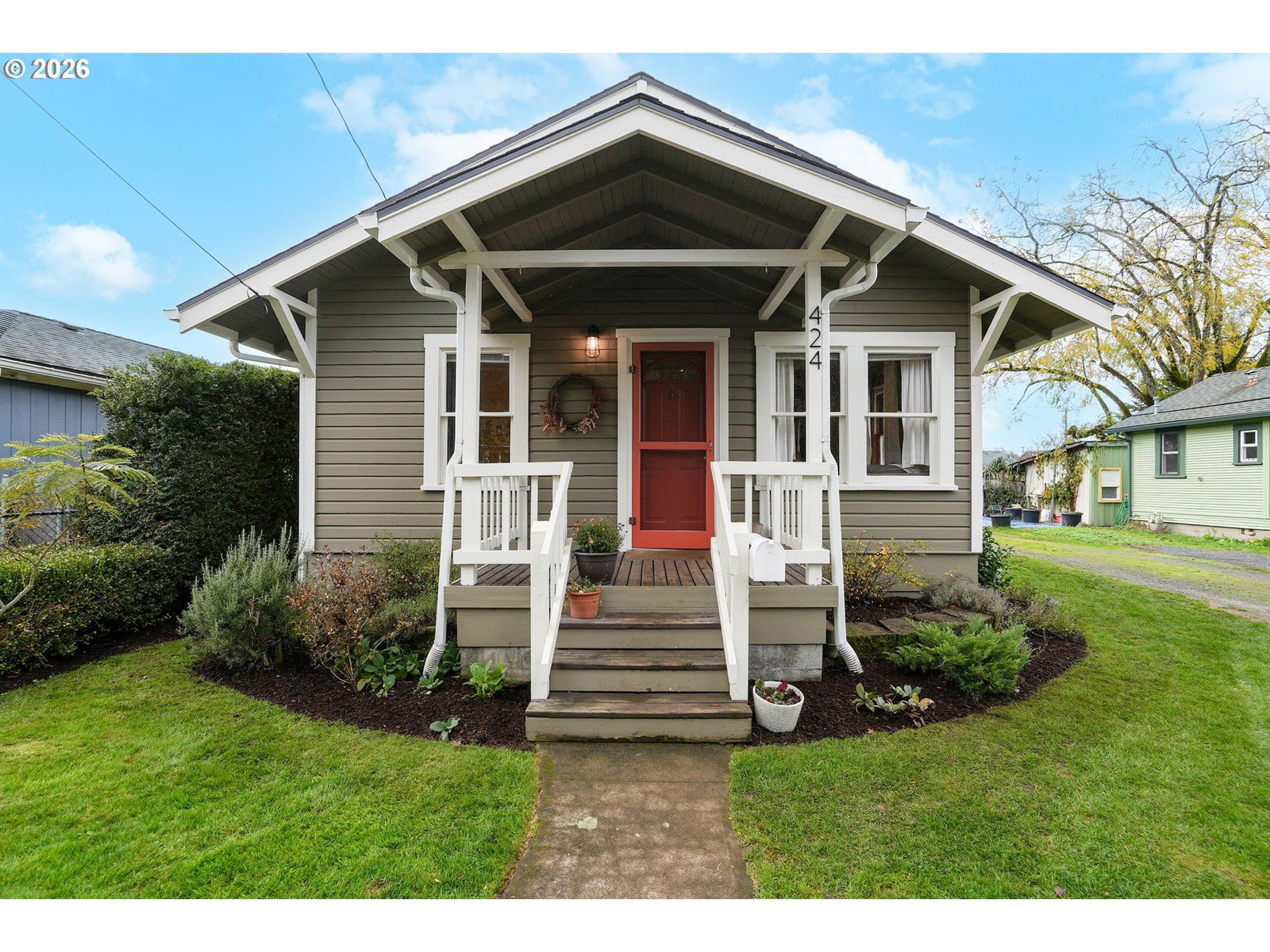 Primary listing photo, 424 S 3RD ST, Silverton, OR, 97381