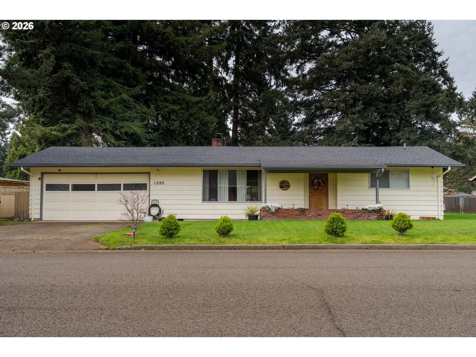 Primary listing photo, 1095 N MANZANITA ST, Canby, OR, 97013
