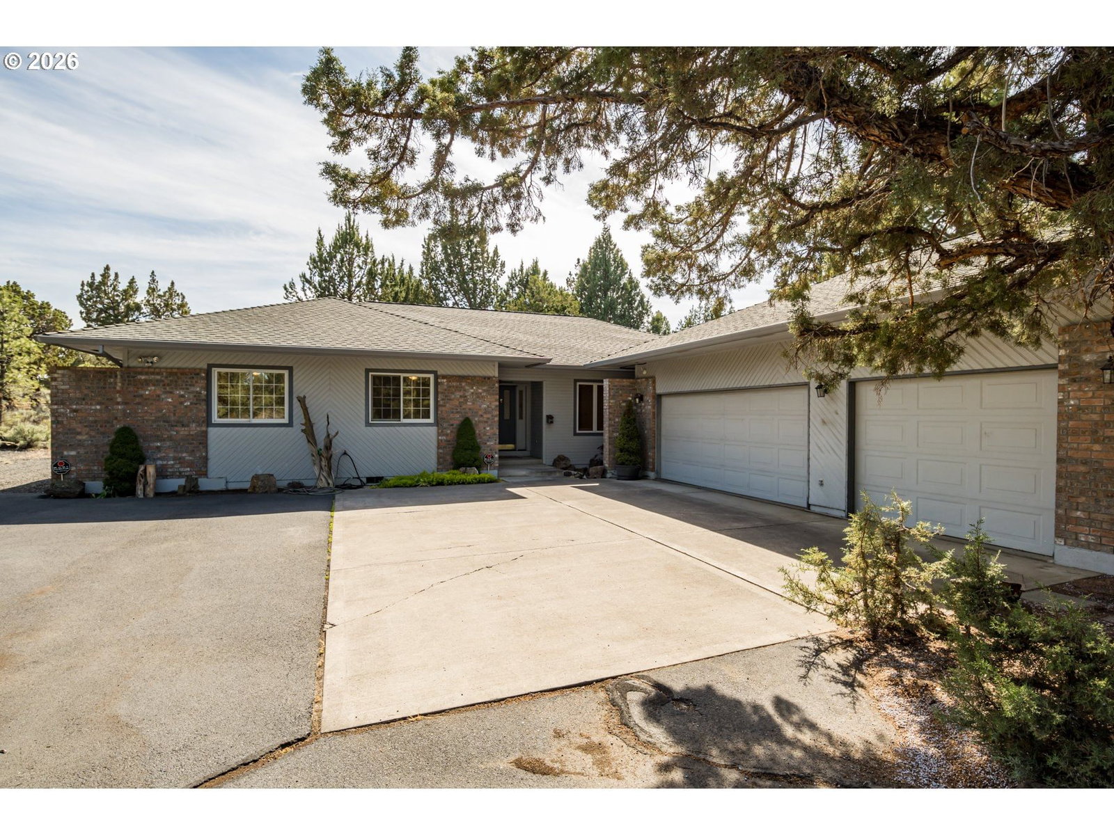 Primary listing photo, 64507 MCGRATH RD, Bend, OR, 97701