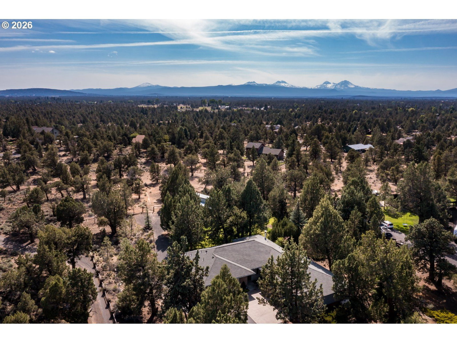 Listing photo 5 of 46, 64507 MCGRATH RD, Bend, OR, 97701