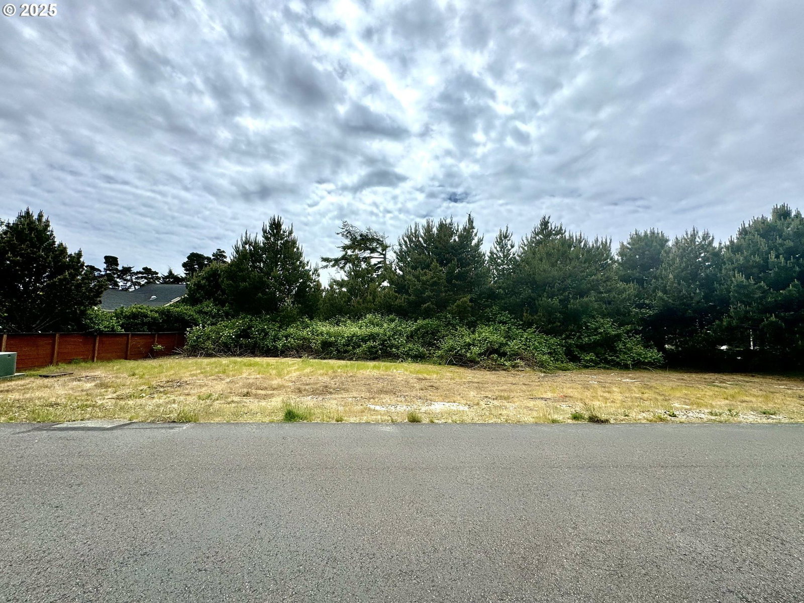 Primary listing photo, Lake Point DR #23, Florence, OR, 97439
