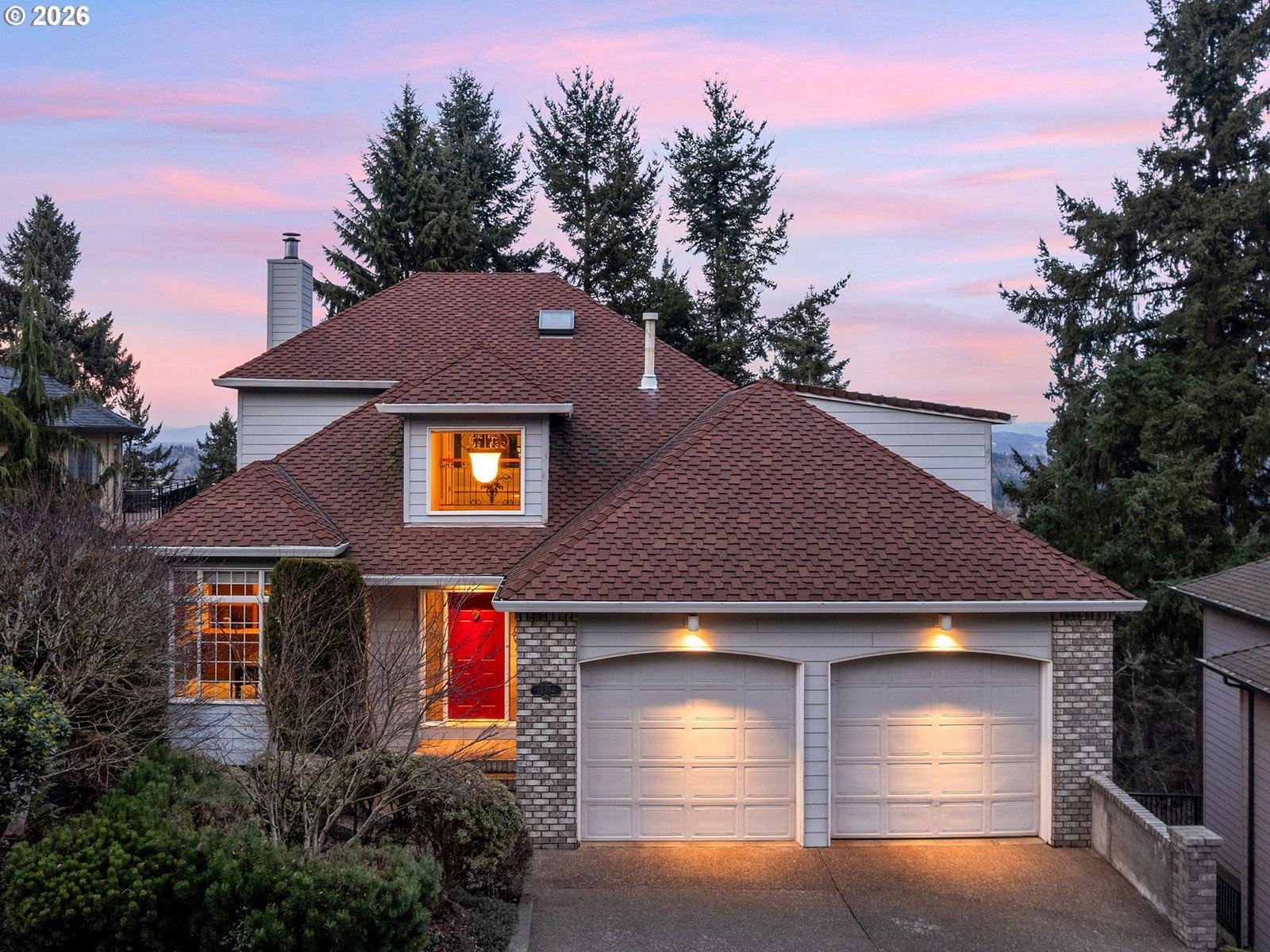 Primary listing photo, 19784 WILDWOOD DR, West Linn, OR, 97068