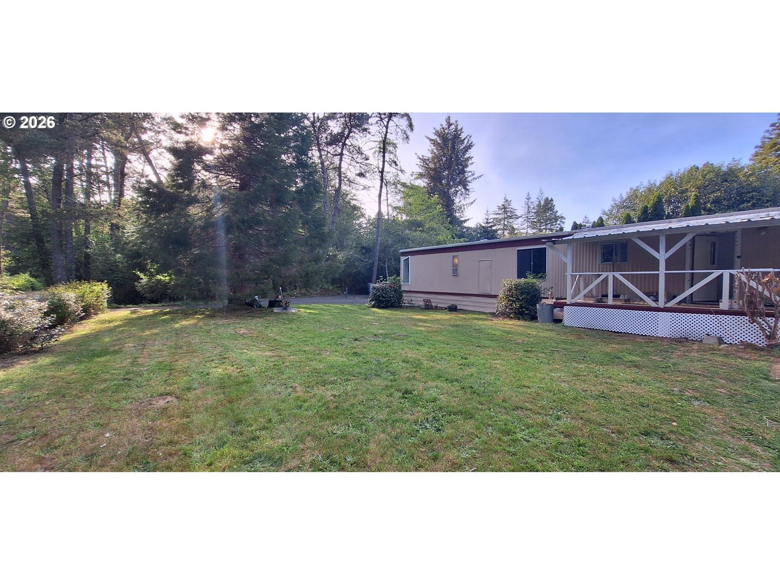 Listing photo 1 of 2