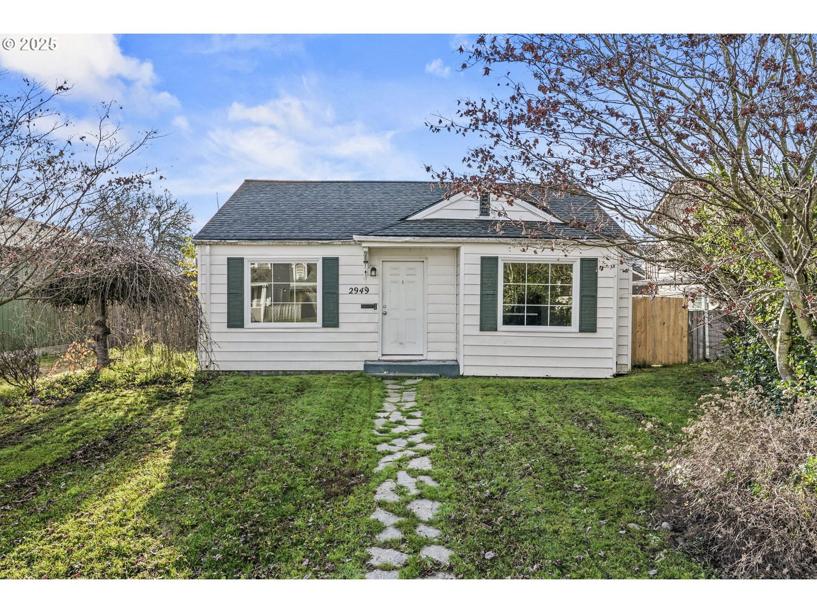 Primary listing photo, 2949 DOVER ST, Longview, WA, 98632