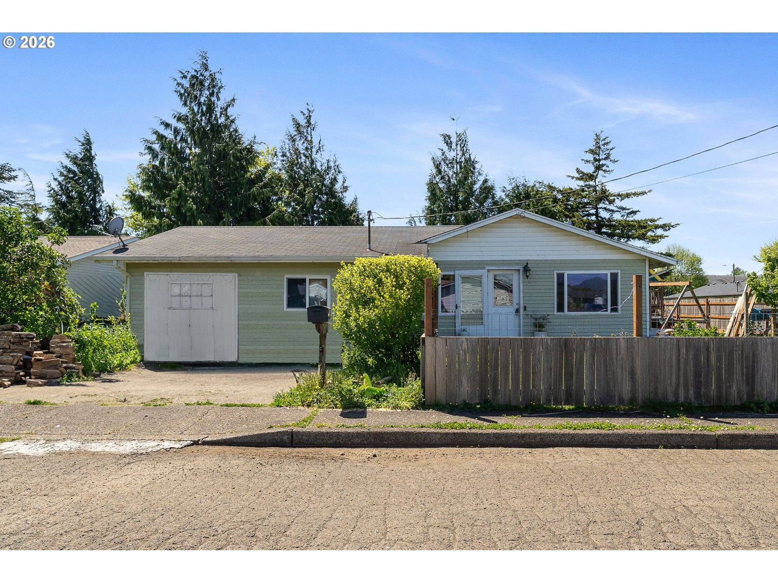 Primary listing photo, 602 ASH AVE, Tillamook, OR, 97141
