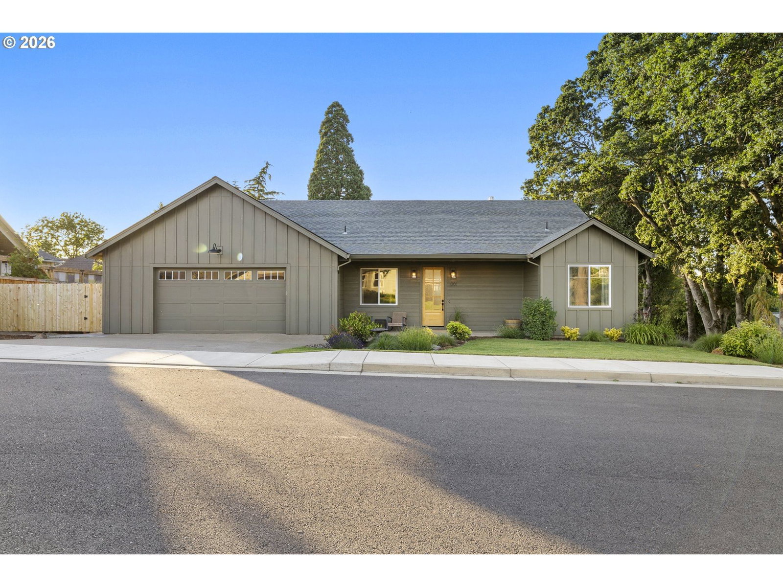 Primary listing photo, 1301 UFF DA ST, Silverton, OR, 97381