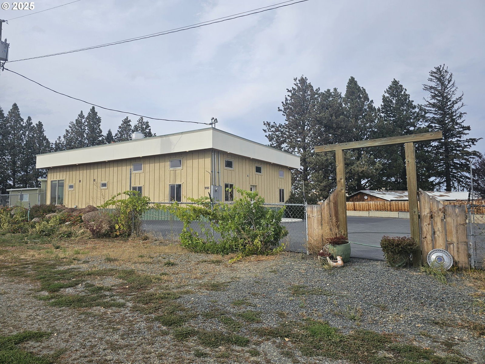 Primary listing photo, 995 3rd ST, North Powder, OR, 97867