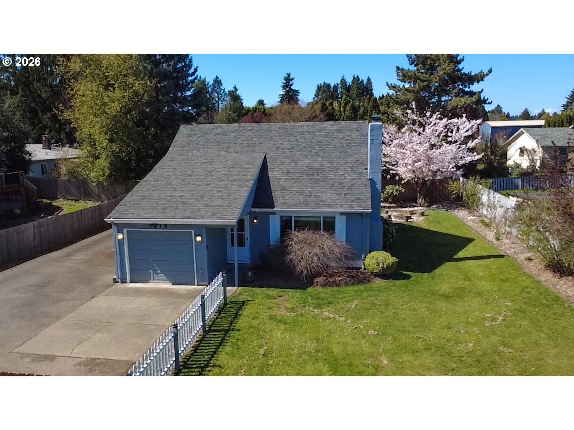 Primary listing photo, 7919 SE CLACKAMAS RD, Milwaukie, OR, 97267