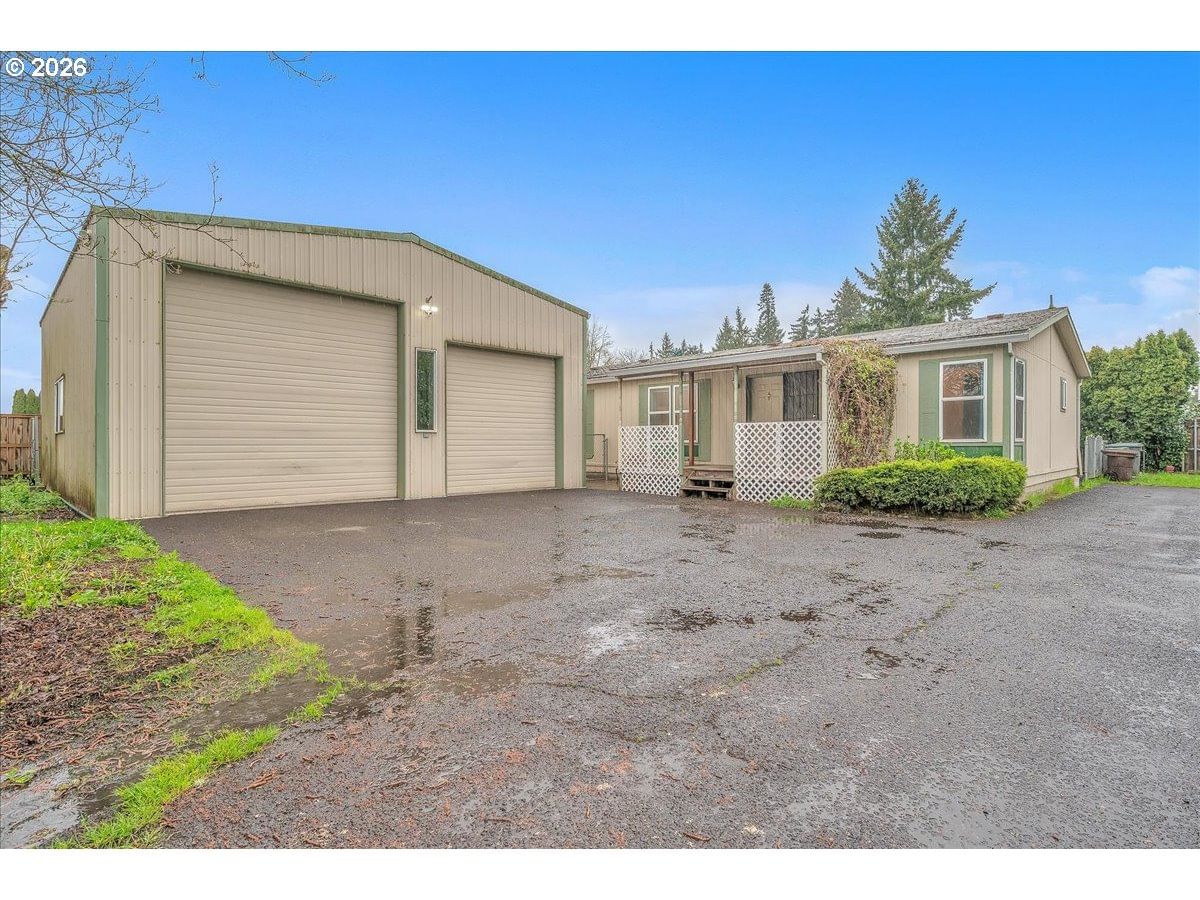 Primary listing photo, 643 SE BROOKWOOD AVE, Hillsboro, OR, 97123
