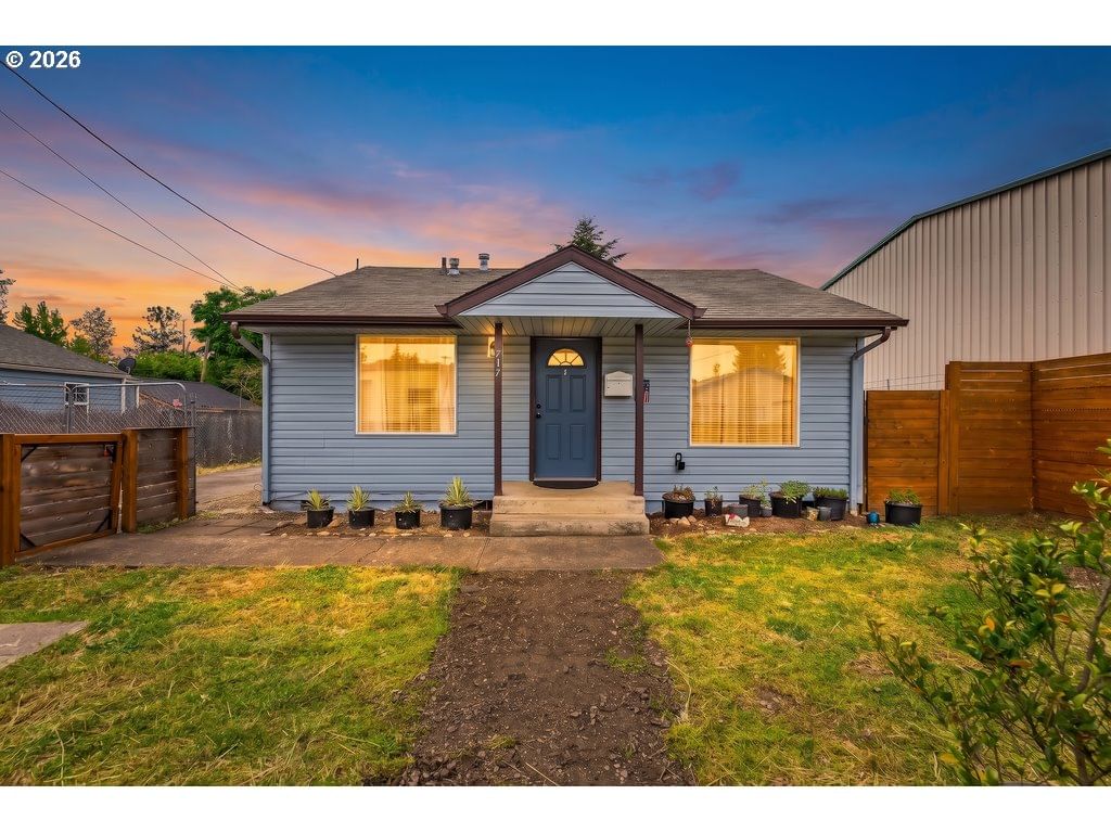Primary listing photo, 717 20TH ST, Salem, OR, 97301