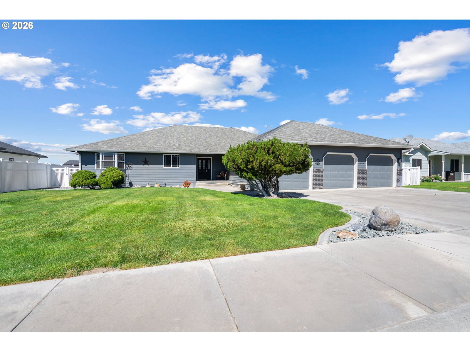 Primary listing photo, 1020 SW 19TH CT, Hermiston, OR, 97838