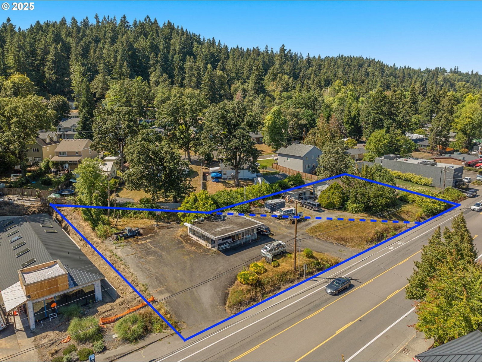 Primary listing photo, 18711 WILLAMETTE DR, West Linn, OR, 97068