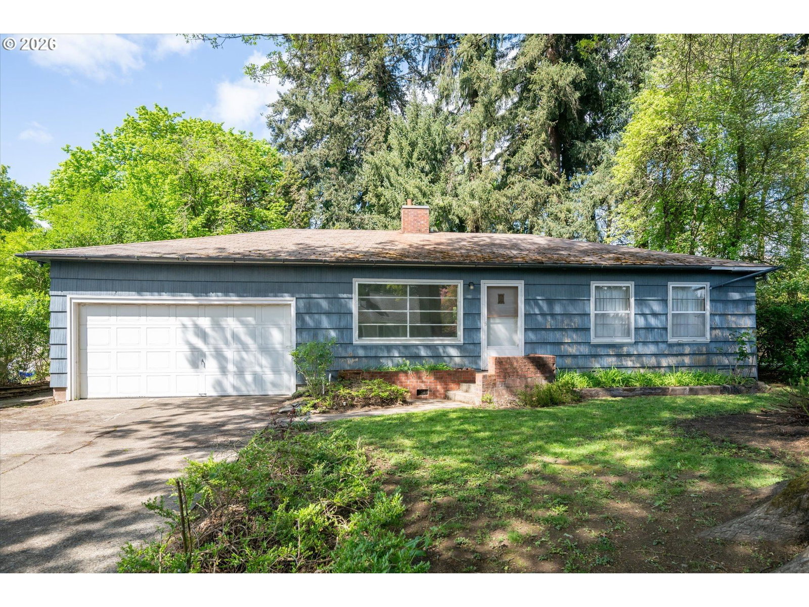 Primary listing photo, 237 MYOAK DR, Eugene, OR, 97404