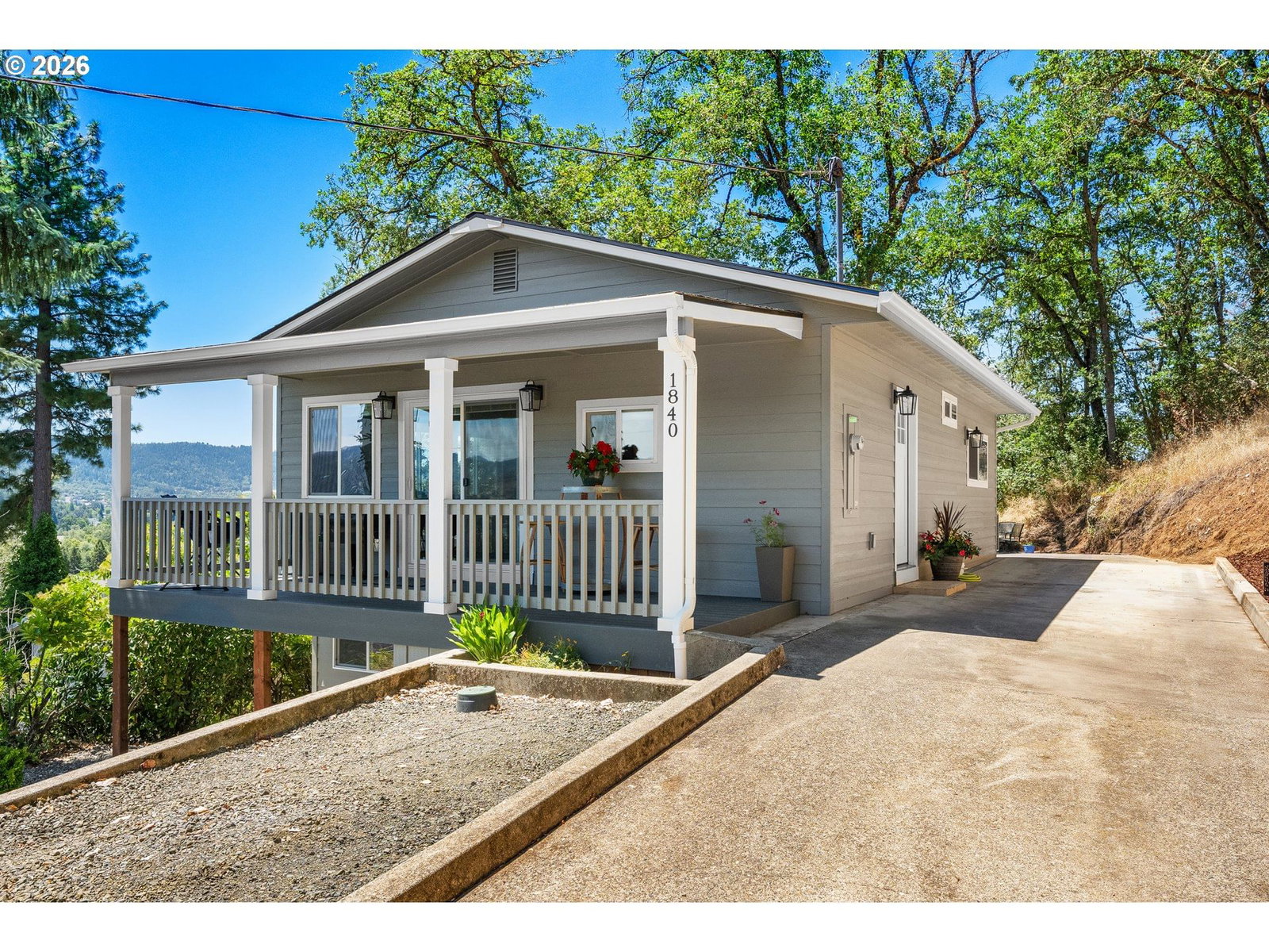 Primary listing photo, 1840 NW GOETZ ST, Roseburg, OR, 97471