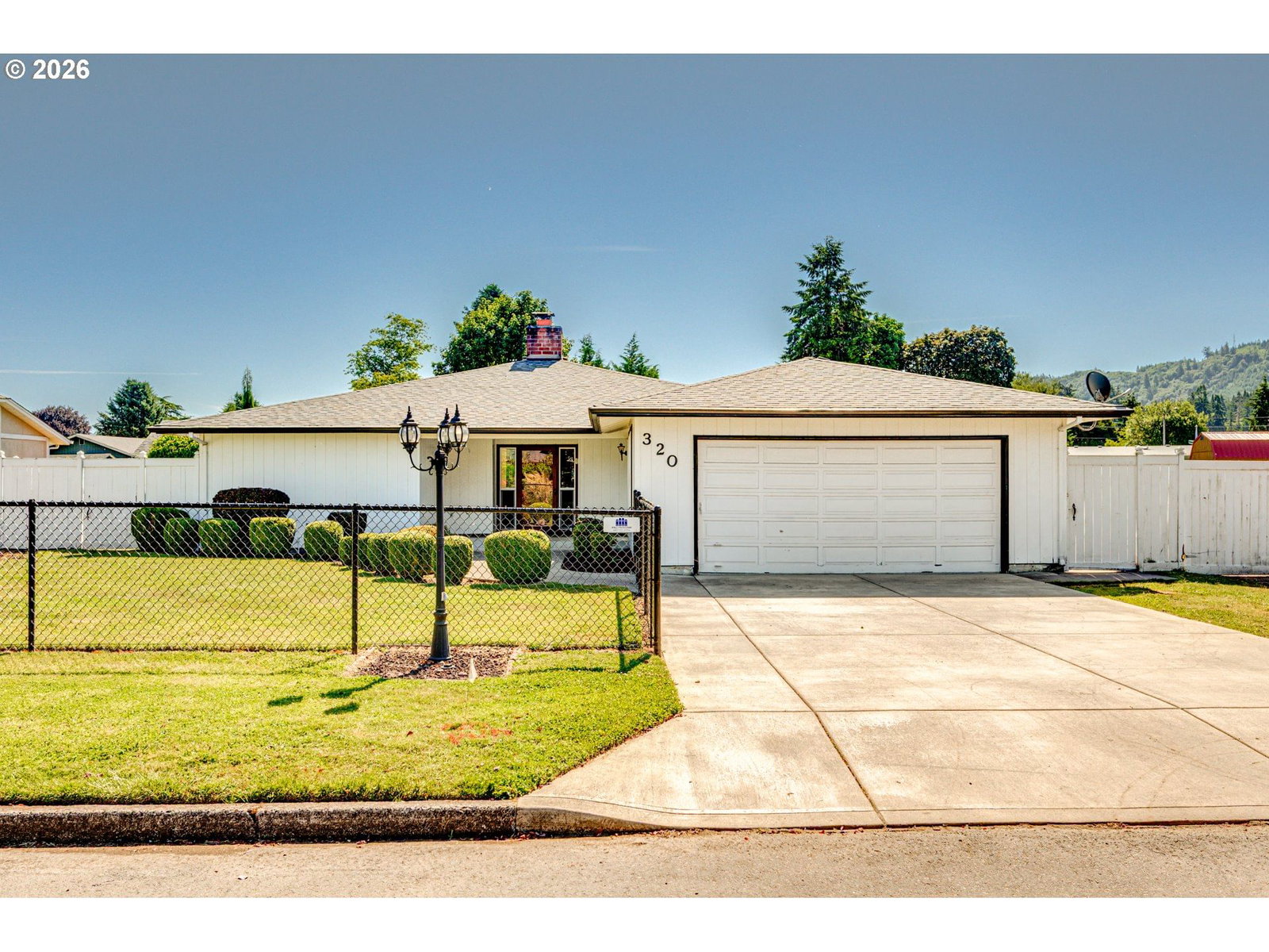 320 FIR AVE