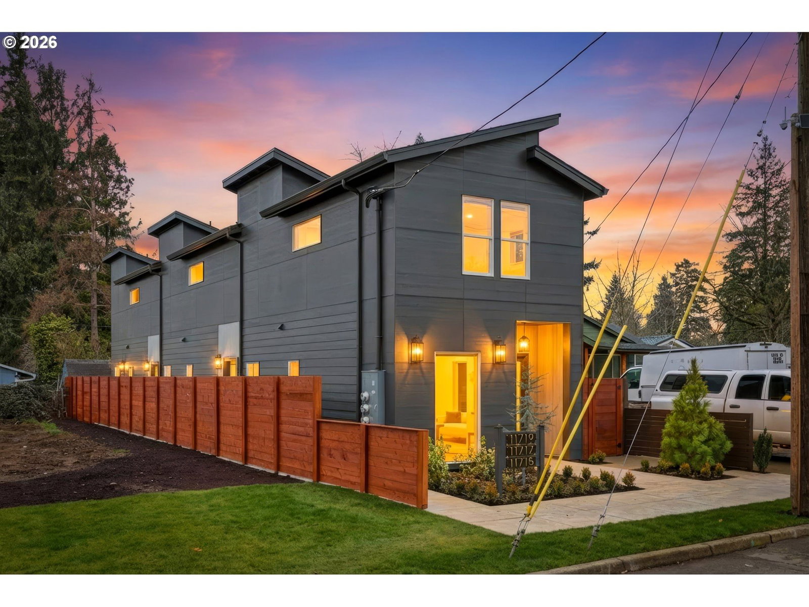 Primary listing photo, 11719 SE ASH ST, Portland, OR, 97216
