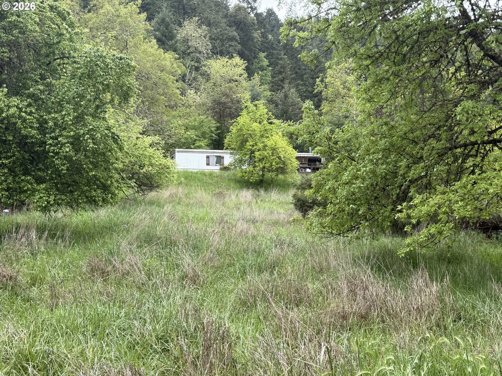 Listing photo 1 of 5