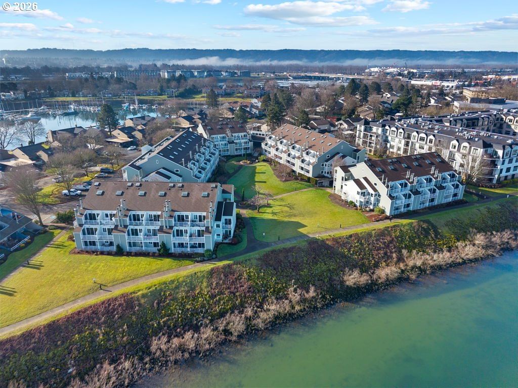 Primary listing photo, 277 N HAYDEN BAY DR, Portland, OR, 97217